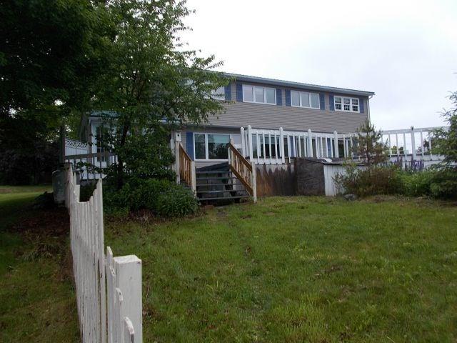 8 Home Farm Road Caribou, ME 04736 - Photo 5 of 23 Photo