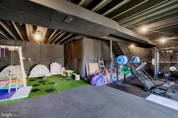 $459,900 | 18016 Dave Anne Circle, Stewartstown, PA 17363