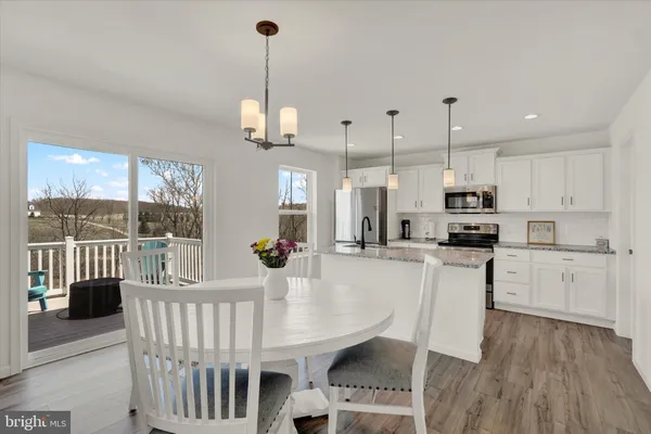 $459,900 | 18016 Dave Anne Circle, Stewartstown, PA 17363