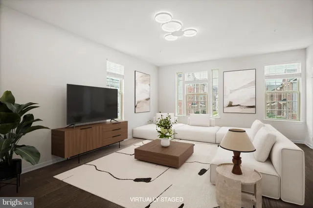 $525,000 | 2829 Fredericksburg Road, Hanover, MD 21076