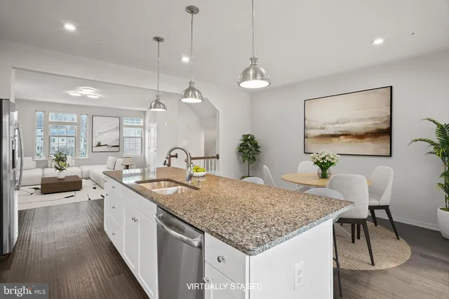 $525,000 | 2829 Fredericksburg Road, Hanover, MD 21076