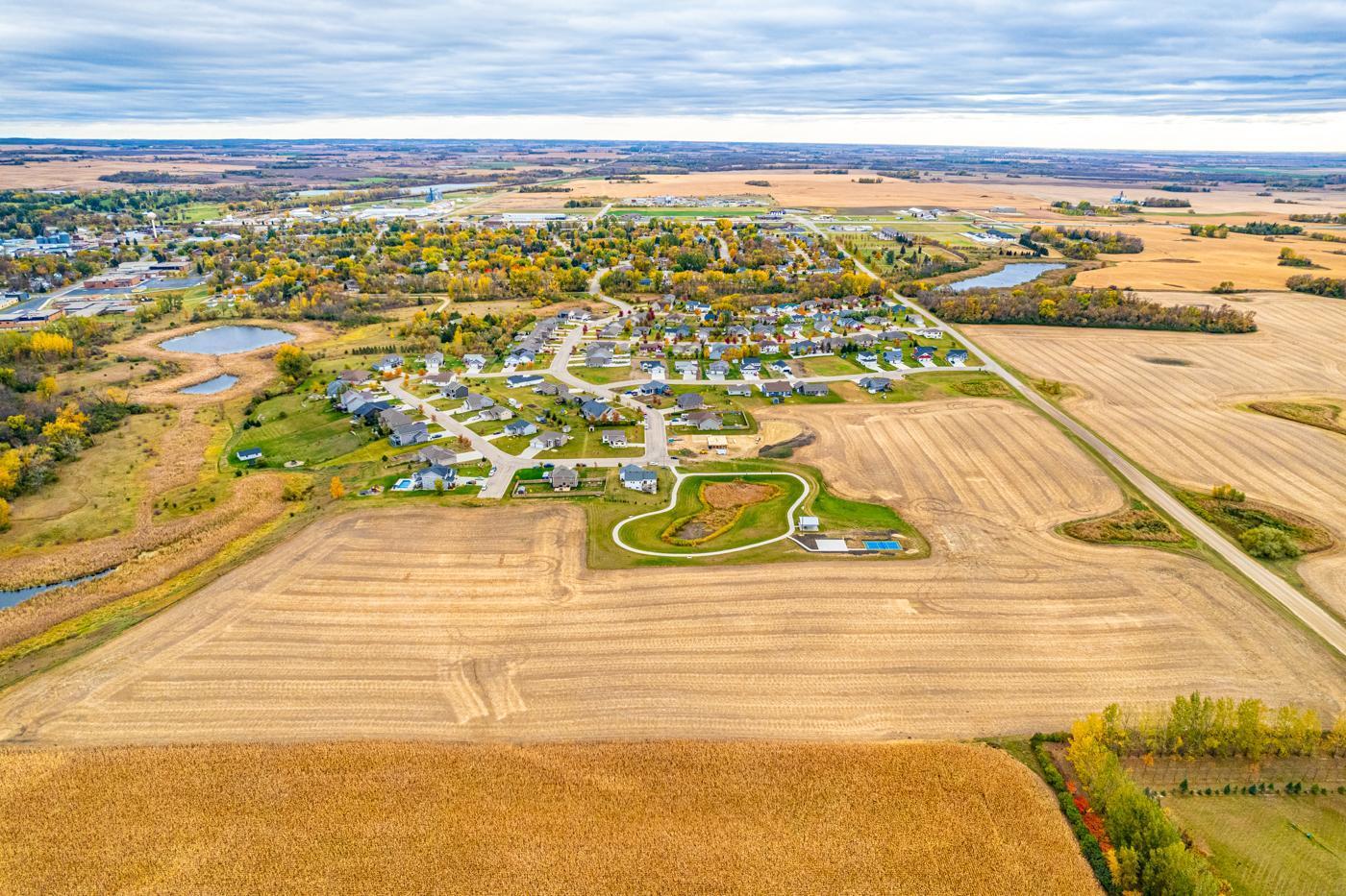 2511 Valley View Hawley, MN 56549 - Photo 4 of 36