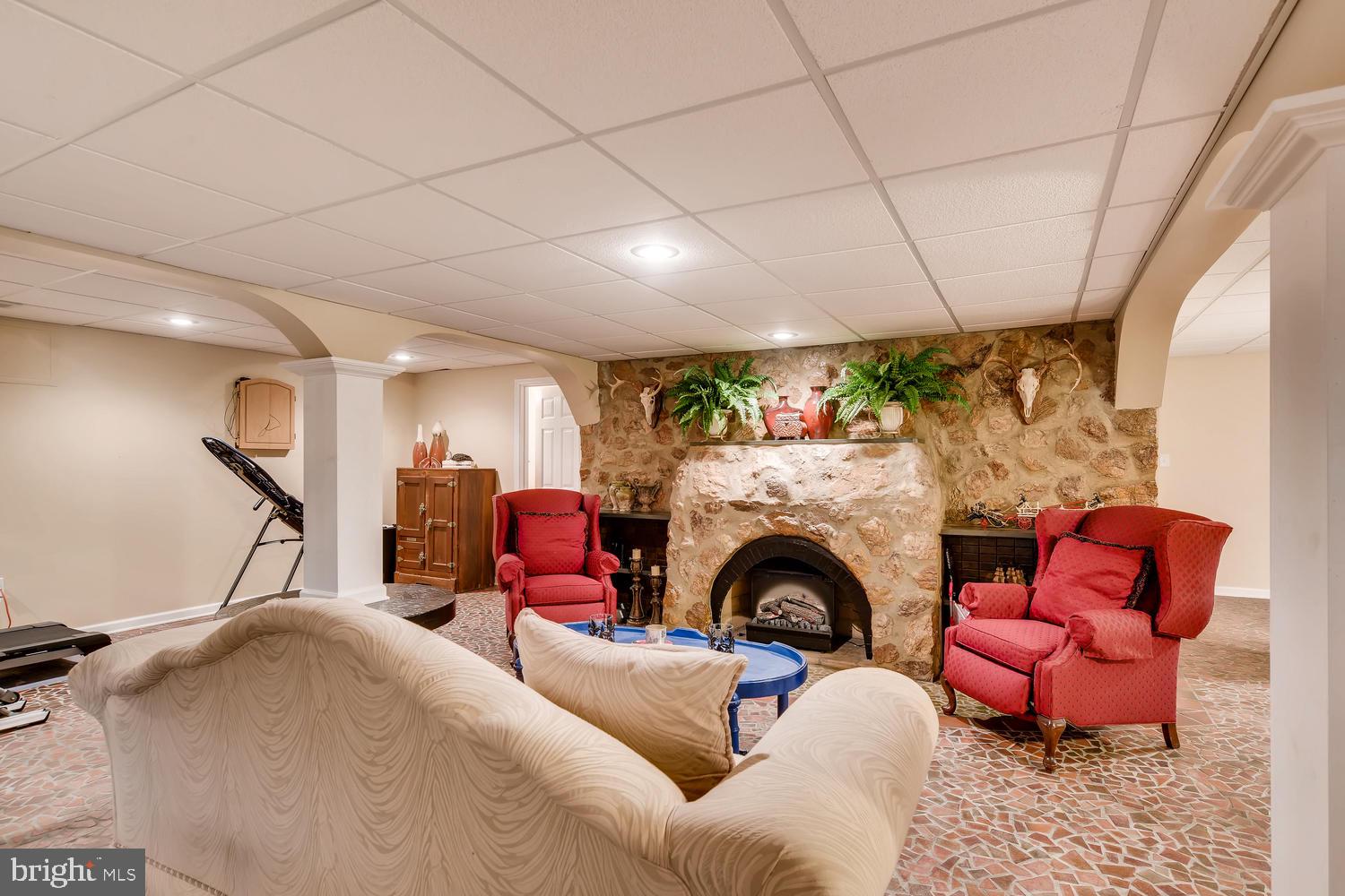 14740 Old York Road Phoenix, MD 21131 - Photo 23 of 33