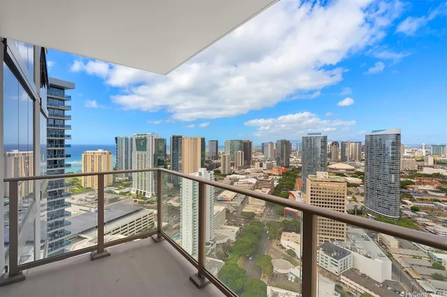 $3,175 | 1388 Kapiolani Boulevard, Unit 3804, Honolulu, HI 96814