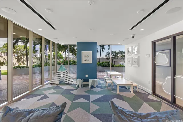 $3,175 | 1388 Kapiolani Boulevard, Unit 3804, Honolulu, HI 96814