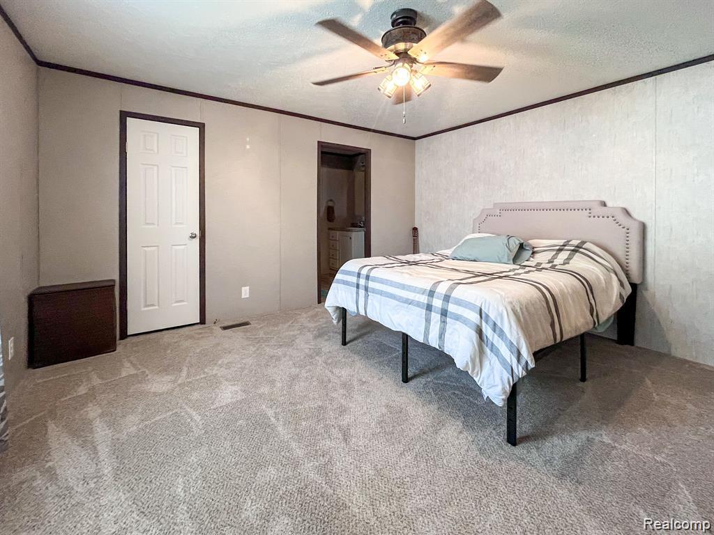 321 Prairie Circle Carleton, MI 48117 - Photo 8 of 20