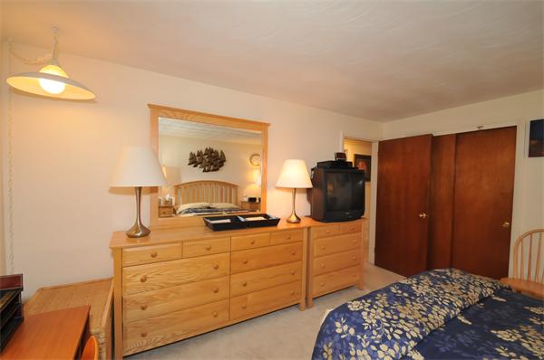 21 Woodward Road Framingham, MA 01701 - Photo 17 of 28 Gallery Image 17