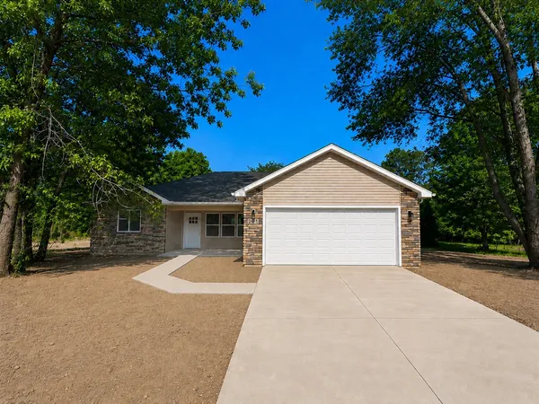 $311,500 | 2771 Gady Pines Drive, Tecumseh, MI 49286