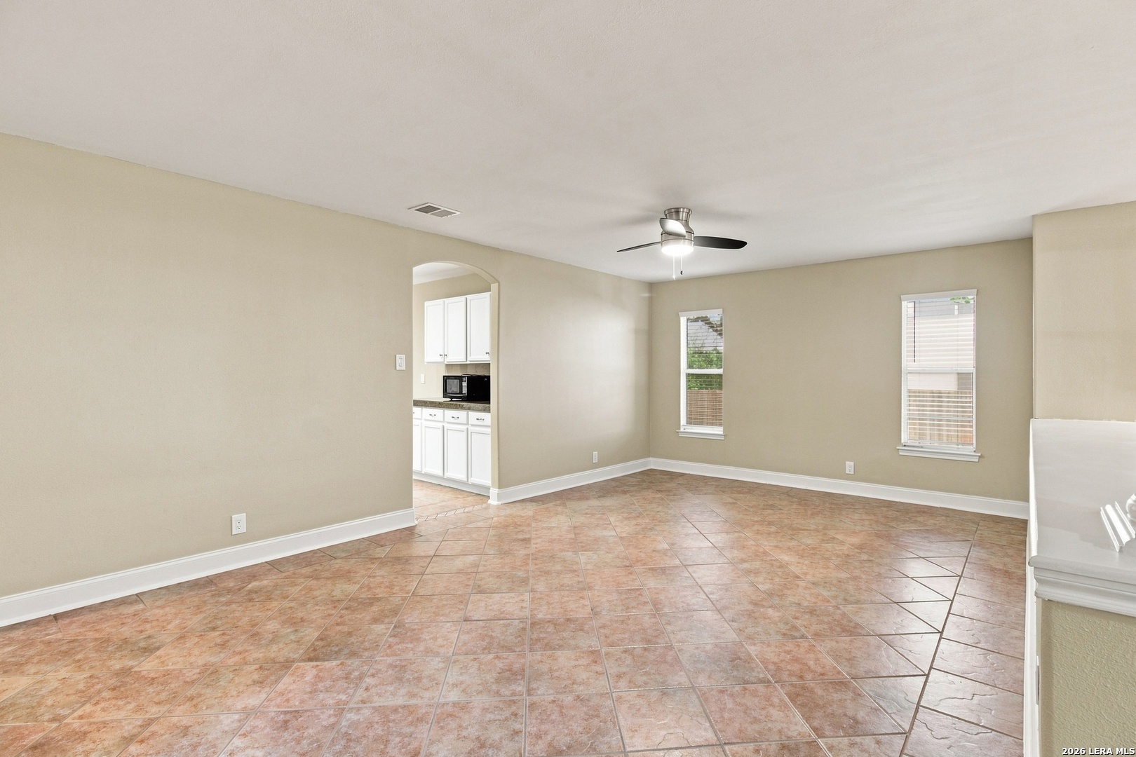 11623 Gulf Station Helotes, TX 78023 - Photo 4 of 45 Gallery Image 4