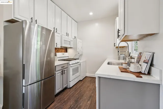 $995,000 | 4949 Coronado Avenue, Oakland, CA 94618