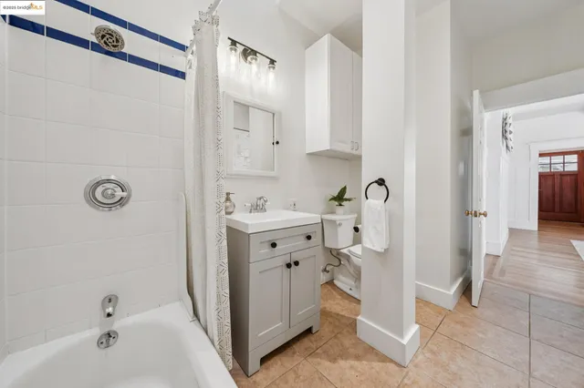 $995,000 | 4949 Coronado Avenue, Oakland, CA 94618