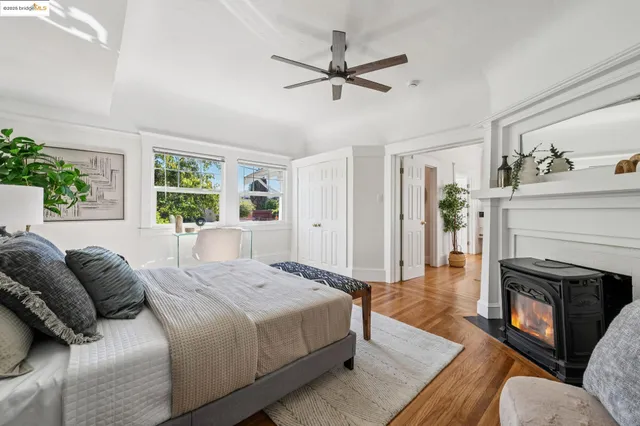 $995,000 | 4949 Coronado Avenue, Oakland, CA 94618