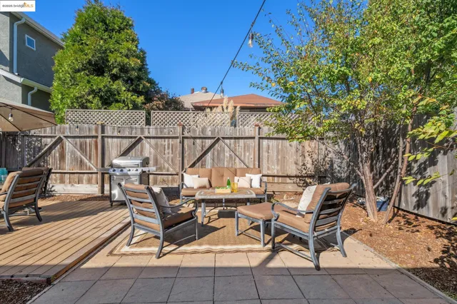 $995,000 | 4949 Coronado Avenue, Oakland, CA 94618