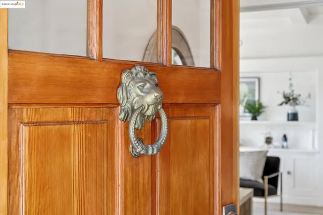 $995,000 | 4949 Coronado Avenue, Oakland, CA 94618