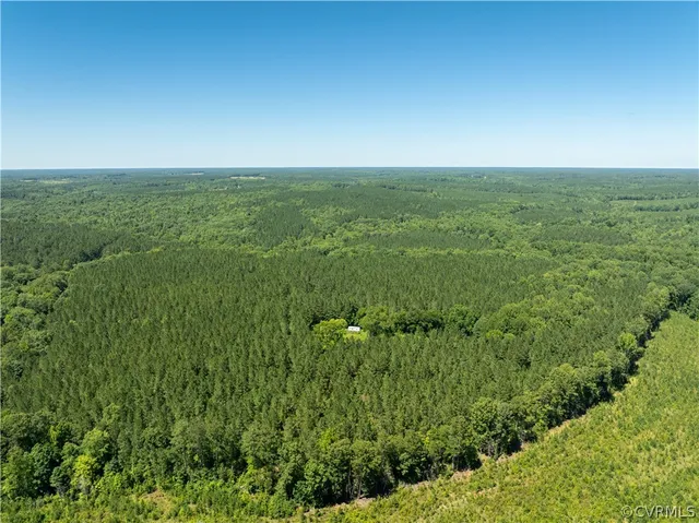 $479,000 | 602 Longview Drive, Brodnax, VA 23920