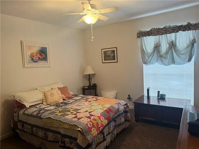 $199,000 | 402 Longstreet Drive, Pineville, LA 71360