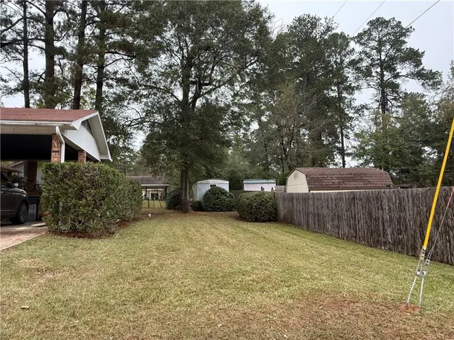 $199,000 | 402 Longstreet Drive, Pineville, LA 71360