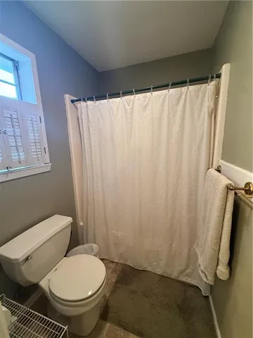 $199,000 | 402 Longstreet Drive, Pineville, LA 71360