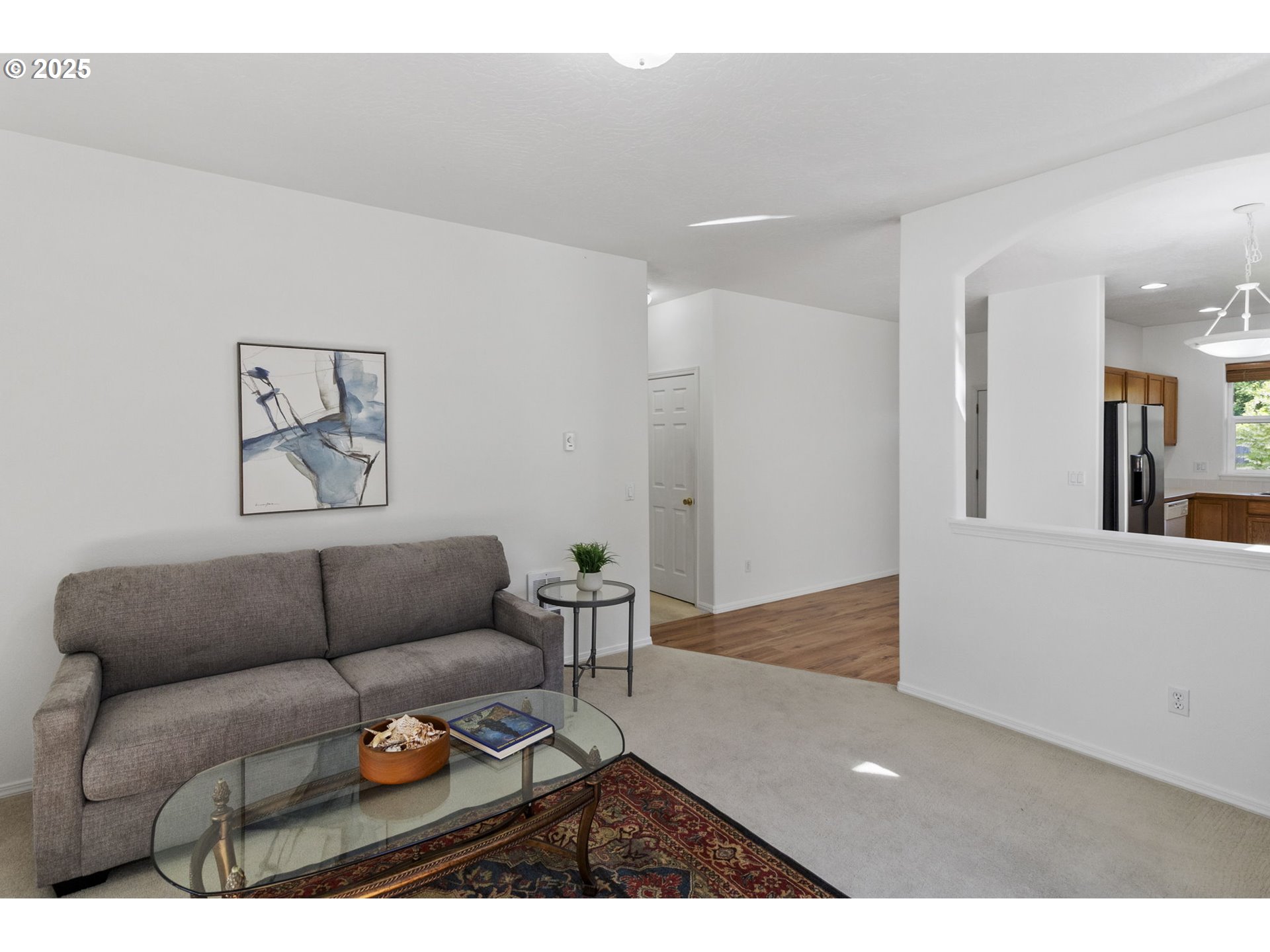 2175 Kelsey Lane Eugene, OR 97402 - Photo 5 of 27 a living room with furniture and a couch