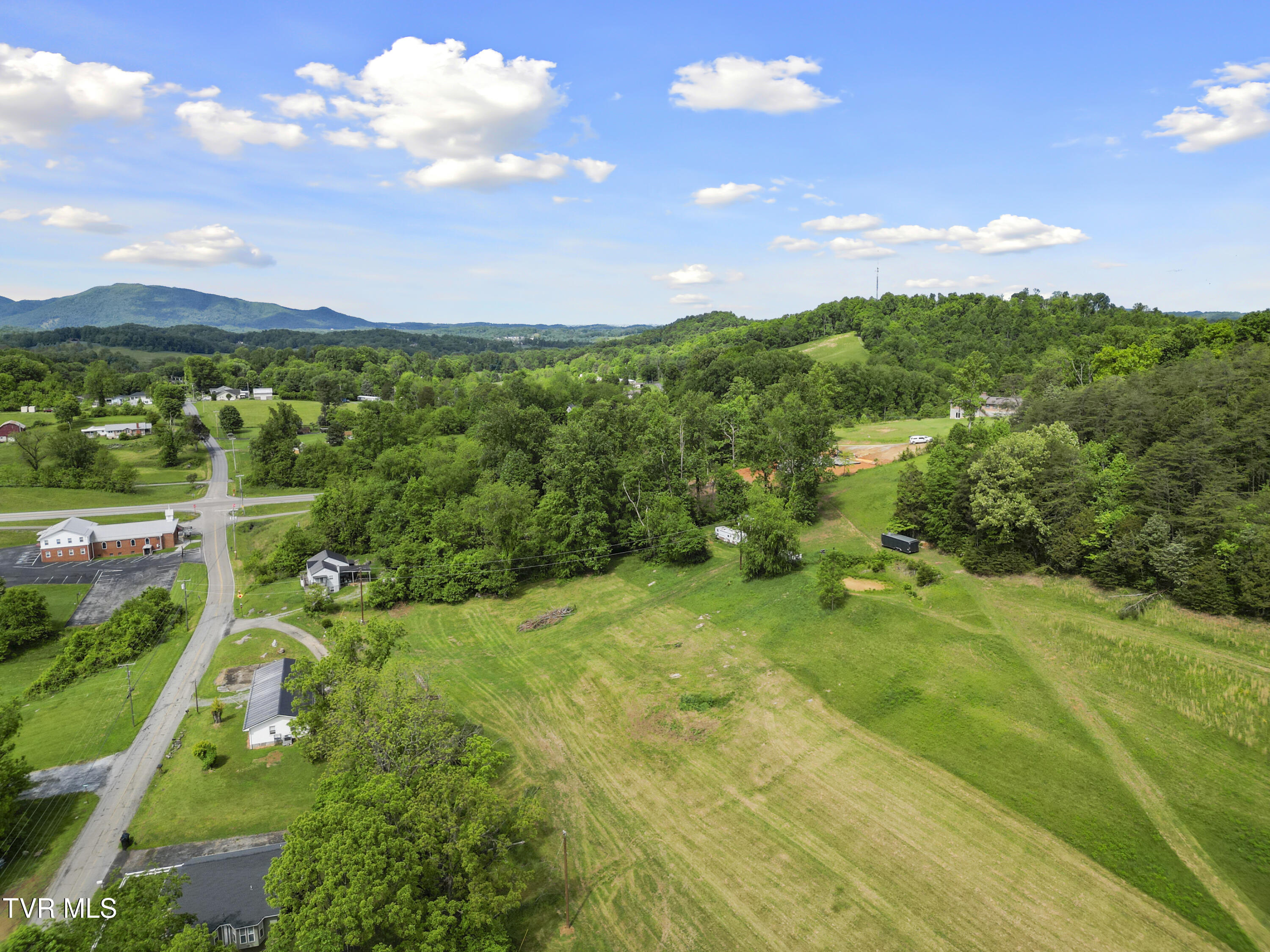 150 Big Springs Road Elizabethton, TN 37643 - Photo 7 of 33 DJI_0280