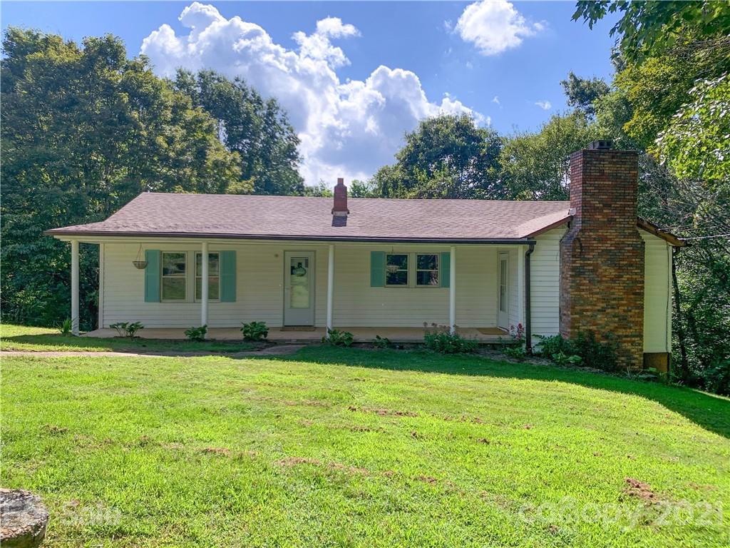 212 Phillips Road Spruce Pine, NC 28777 - Photo 2 of 25 Gallery Image 2