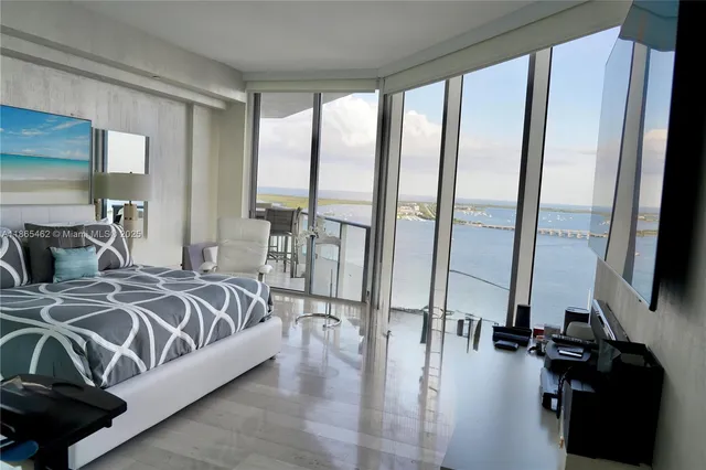$13,050 | 1300 Brickell Bay Drive, Unit 3701, Miami, FL 33131