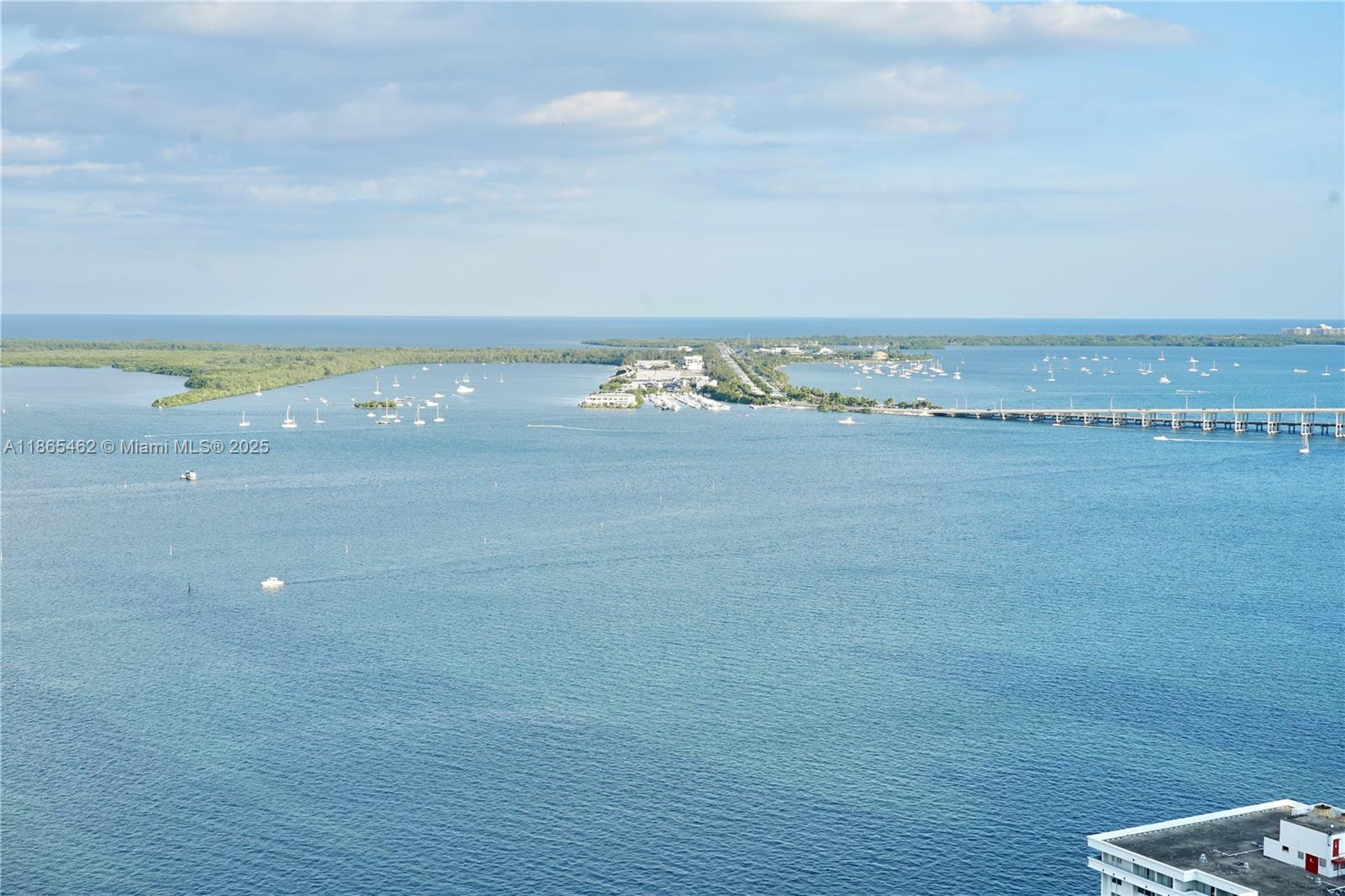 1300 Brickell Bay Drive, Unit 3701 Miami, FL 33131 - Photo 2 of 30