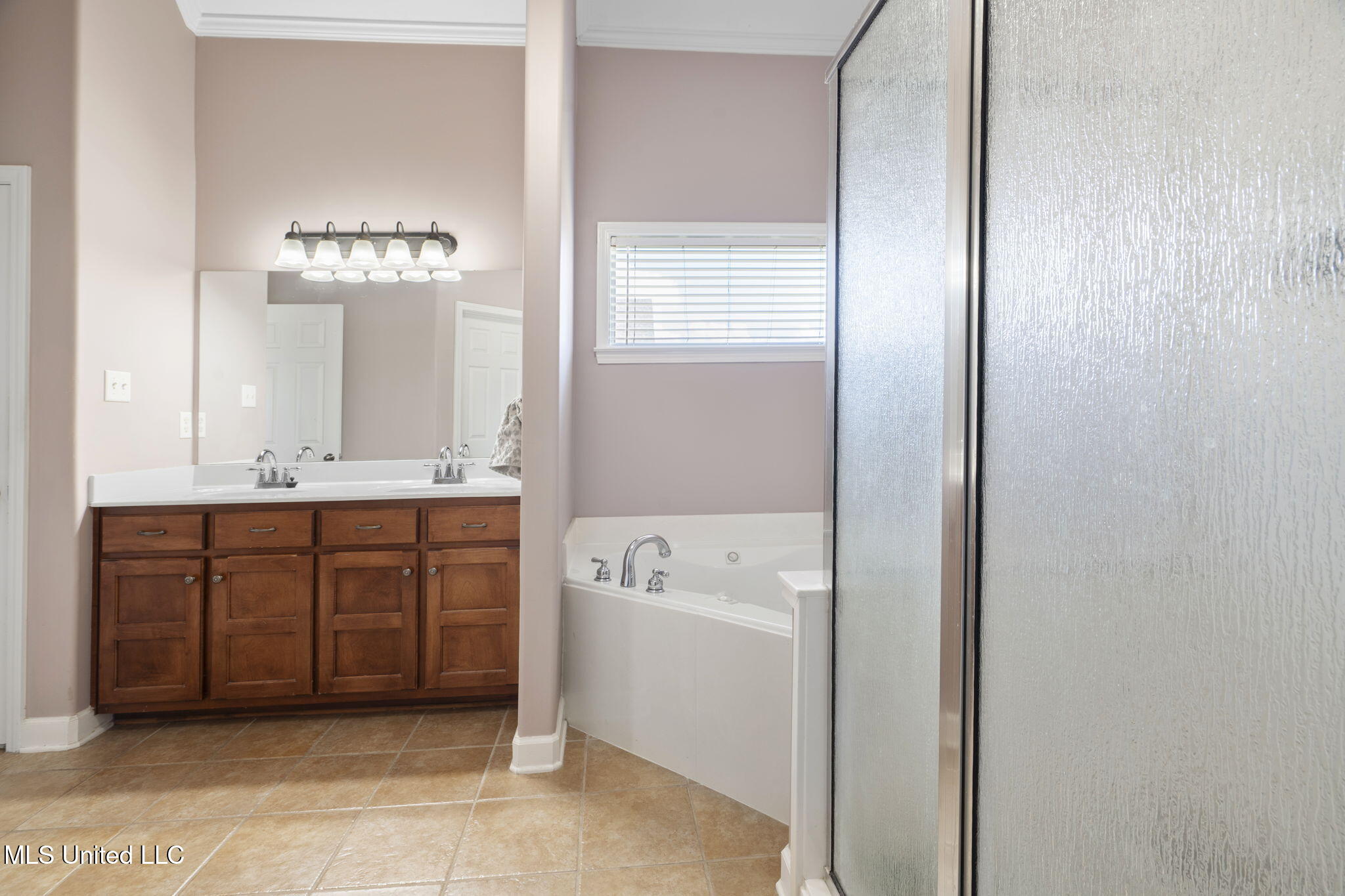 69 Lake Pointe Drive Hernando, MS 38632 - Photo 16 of 22 15-web-or-mls-69 Lake Pointe Dr-15