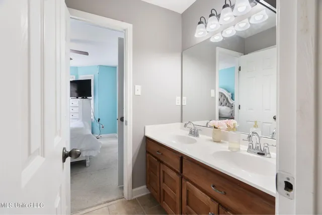 $339,000 | 69 Lake Pointe Drive, Hernando, MS 38632