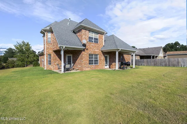 $339,000 | 69 Lake Pointe Drive, Hernando, MS 38632