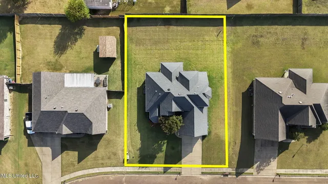 $339,000 | 69 Lake Pointe Drive, Hernando, MS 38632