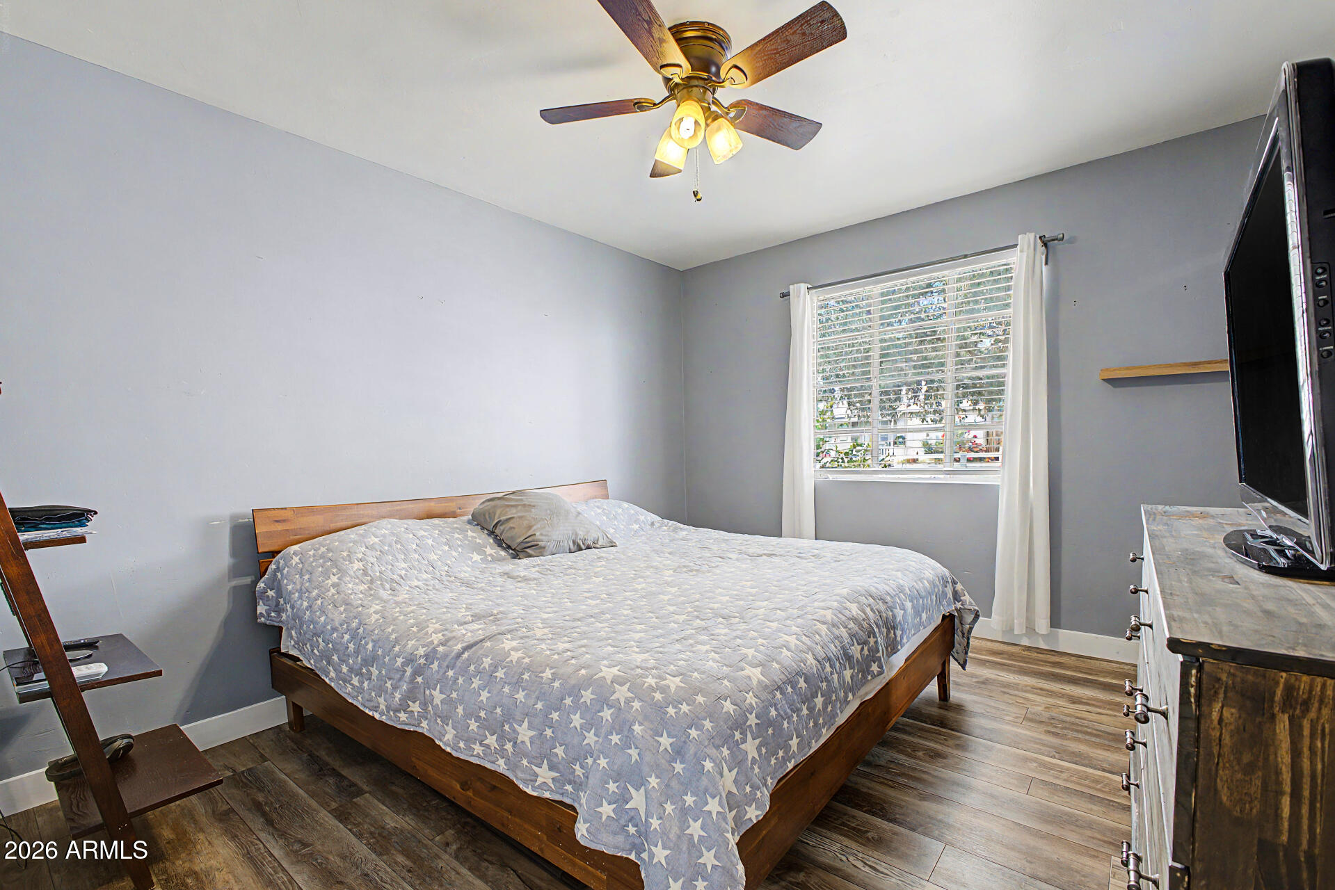 2037 West State Avenue Phoenix, AZ 85021 - Photo 13 of 27
