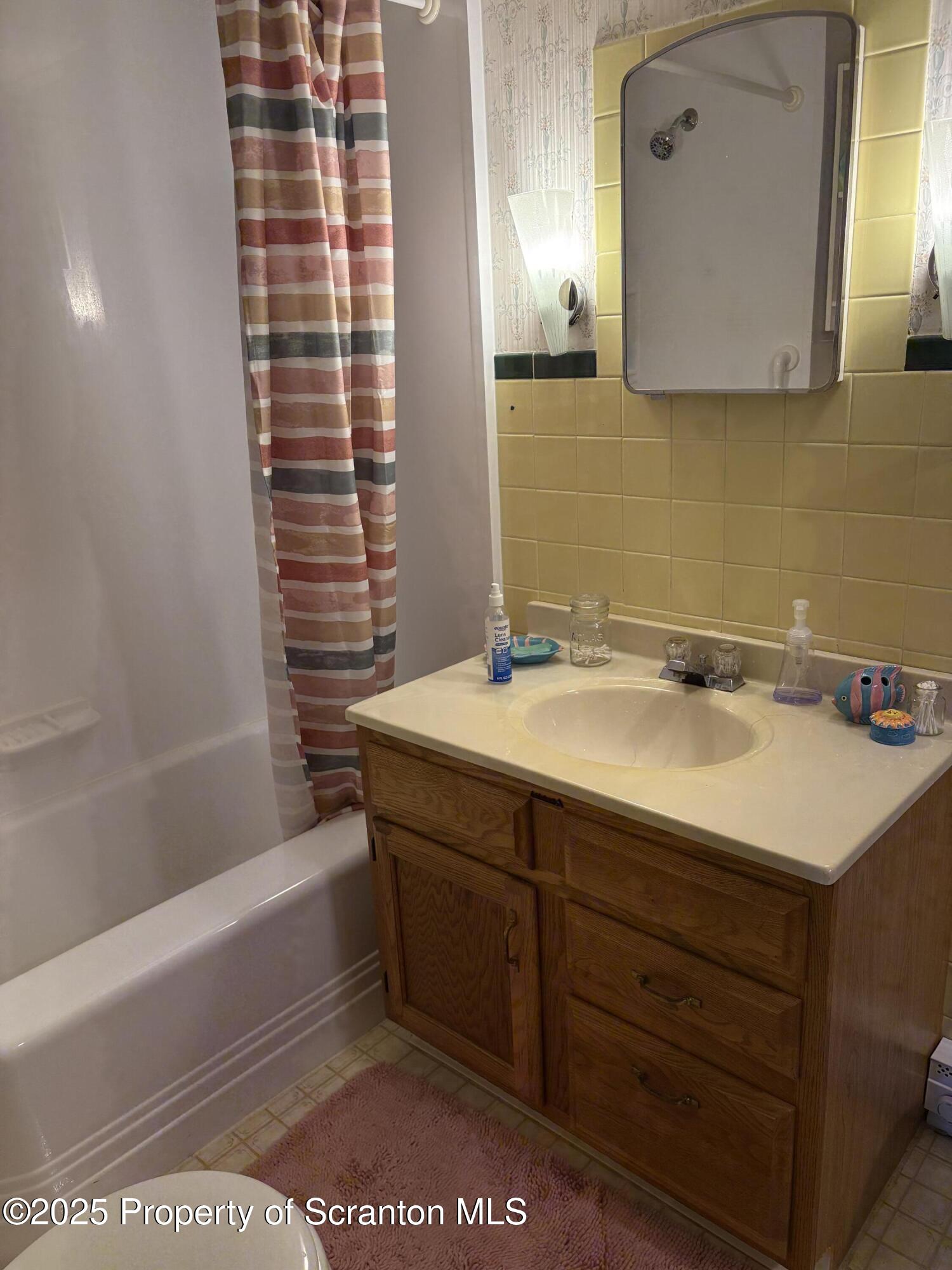 2416 State Road 2012 Union Dale, PA 18421 - Photo 9 of 16 Full Bathroom