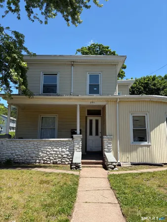 $1,132 | 291 Spruce Street, Unit 3, Manchester, CT 06040