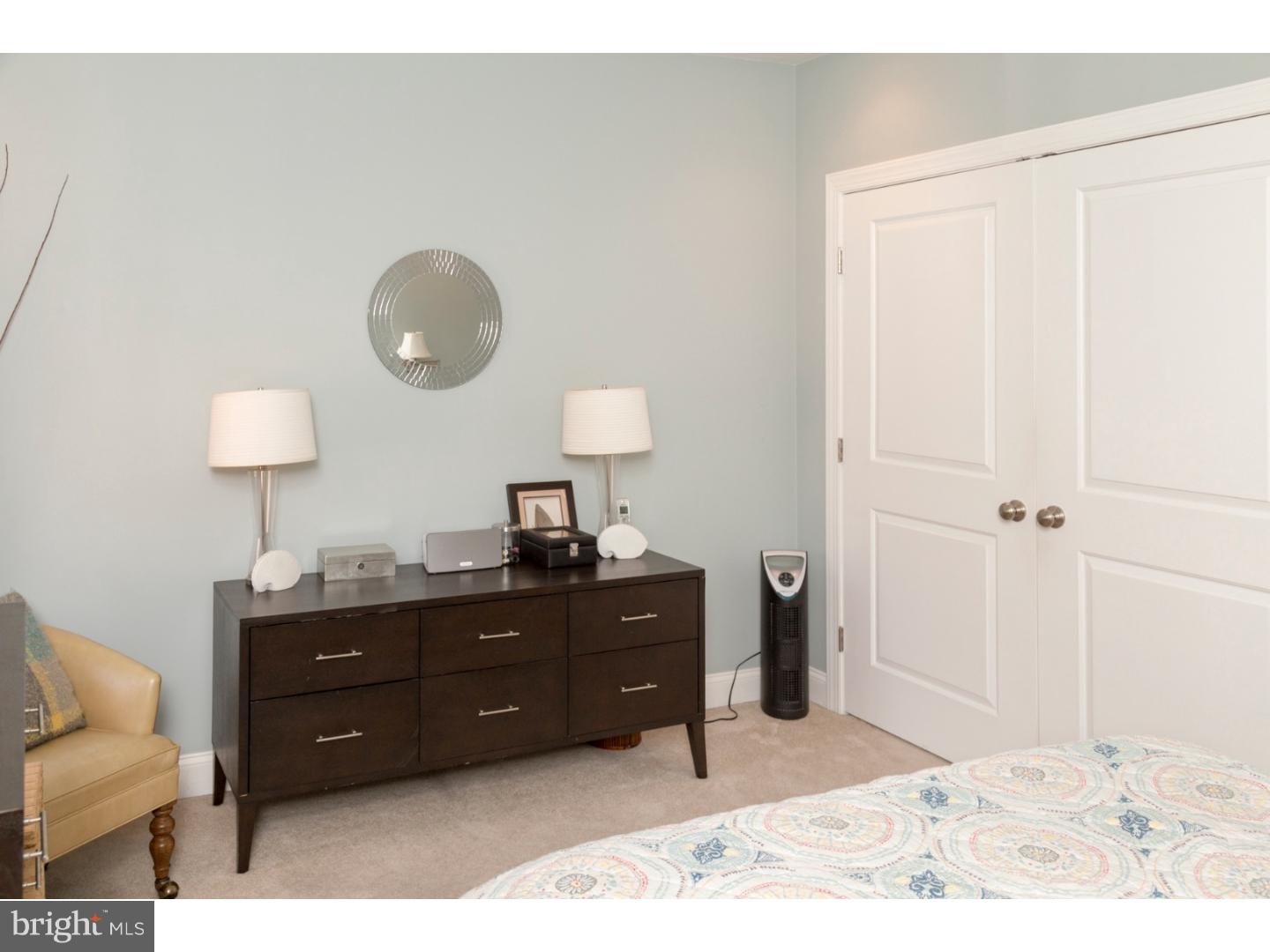 2012 Carpenter Street Philadelphia, PA 19146 - Photo 15 of 20