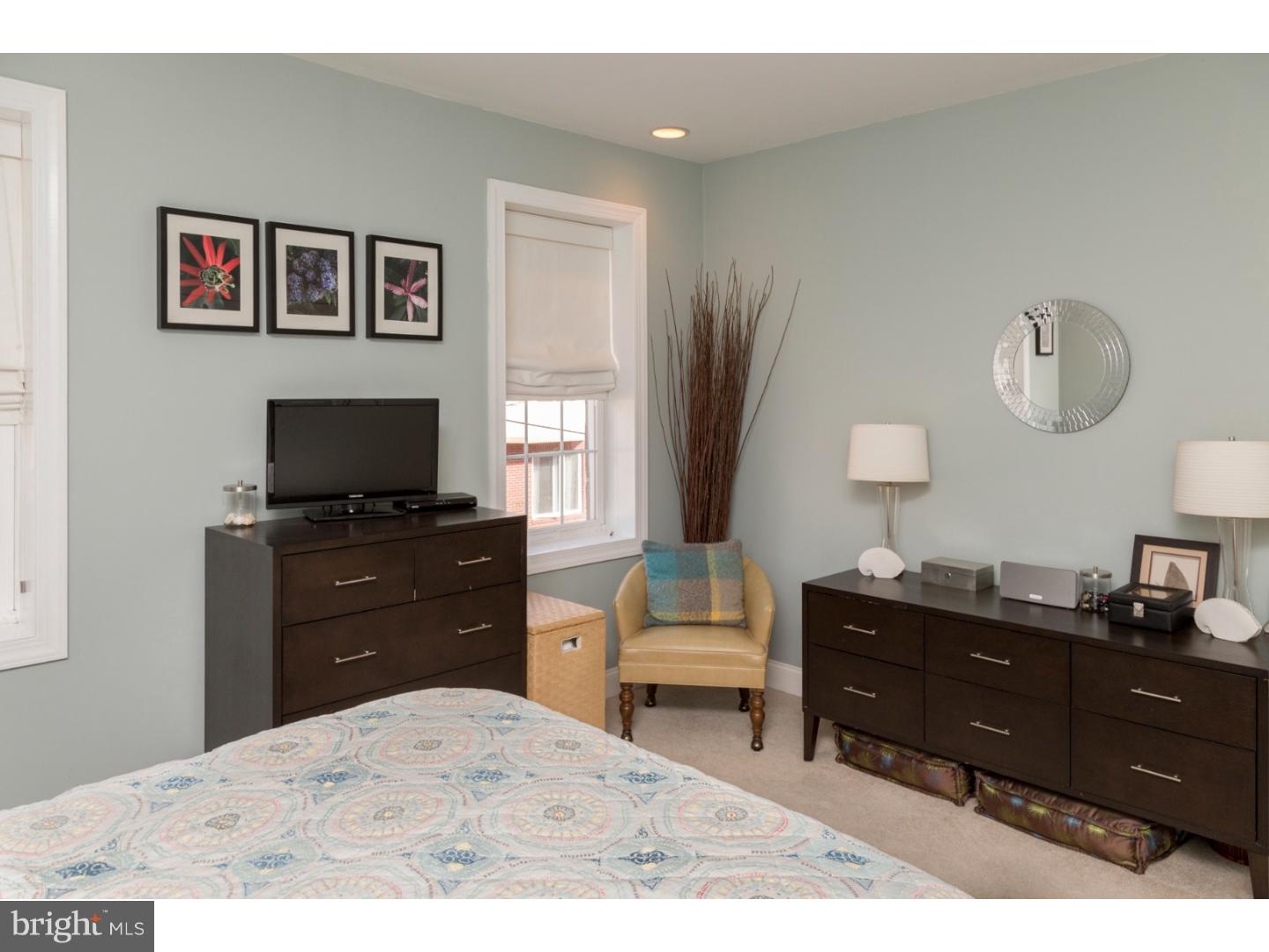 2012 Carpenter Street Philadelphia, PA 19146 - Photo 16 of 20