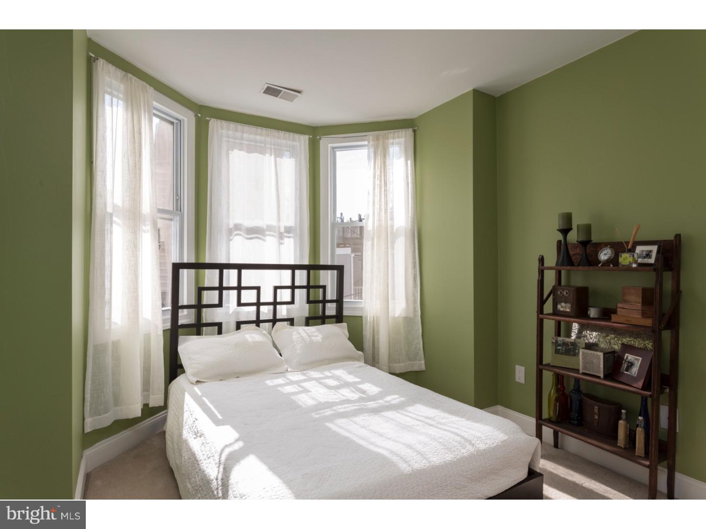 2012 Carpenter Street Philadelphia, PA 19146 - Photo 17 of 20