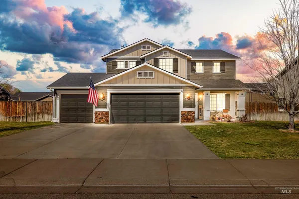 $435,000 | 700 Southwest Panner Street, Mountain Home, ID 83647