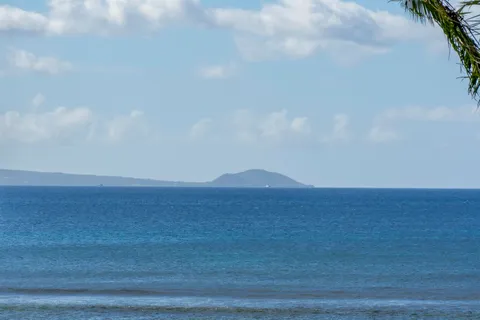 $299,000 | 30 Hauoli Street, Unit 202, Wailuku, HI 96793