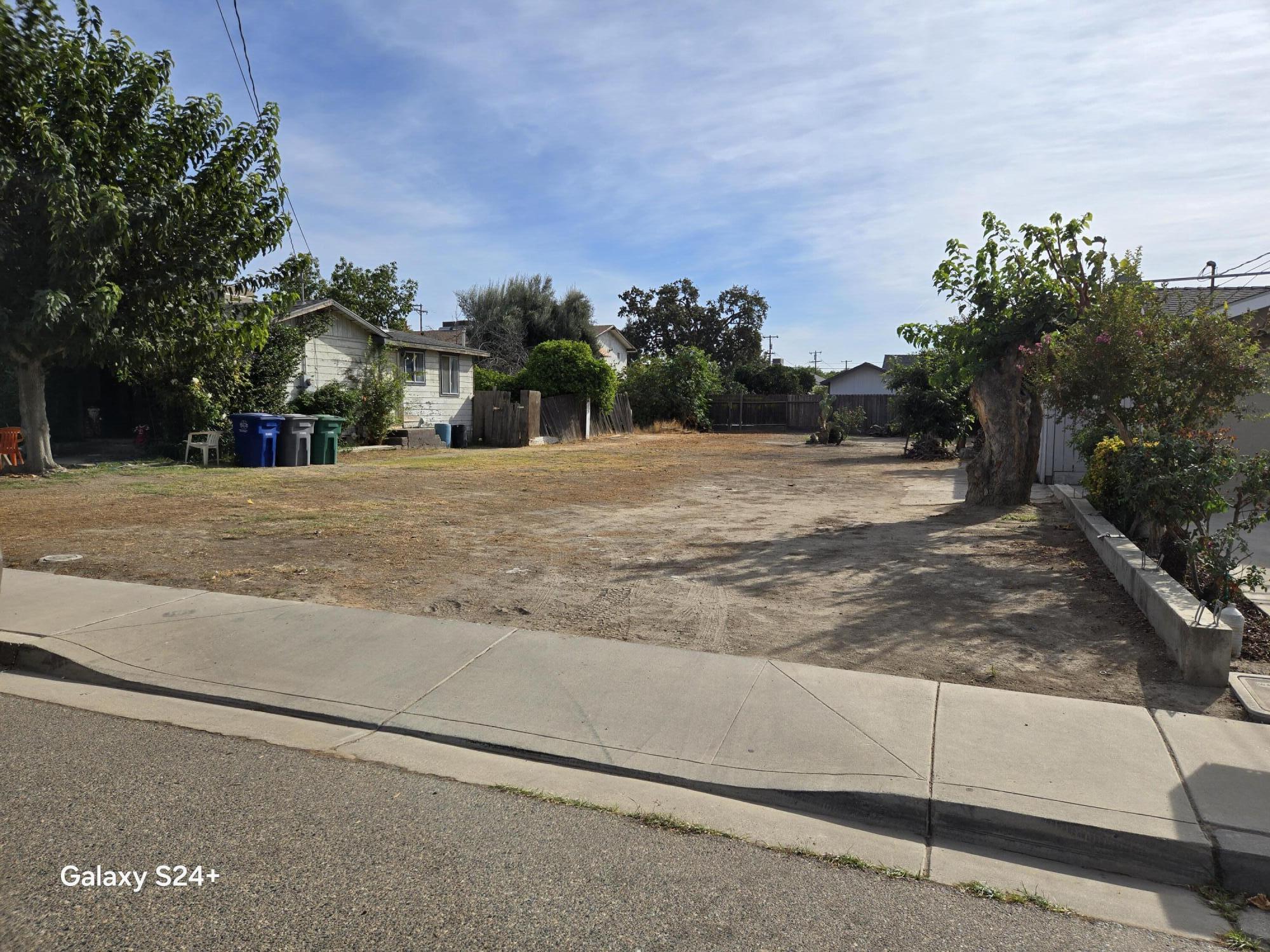 0 West Elizabeth Avenue Reedley, CA 93654 - Photo 4 of 8 20241106_131535
