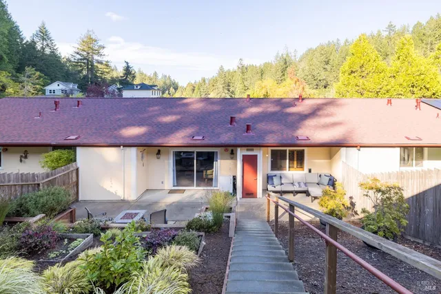 $499,000 | 14632 Jomark Lane, Occidental, CA 95465