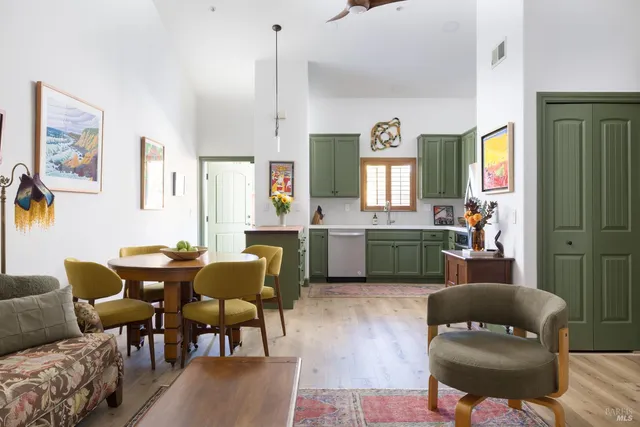 $499,000 | 14632 Jomark Lane, Occidental, CA 95465