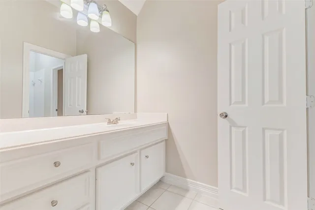 an empty room with an entryway