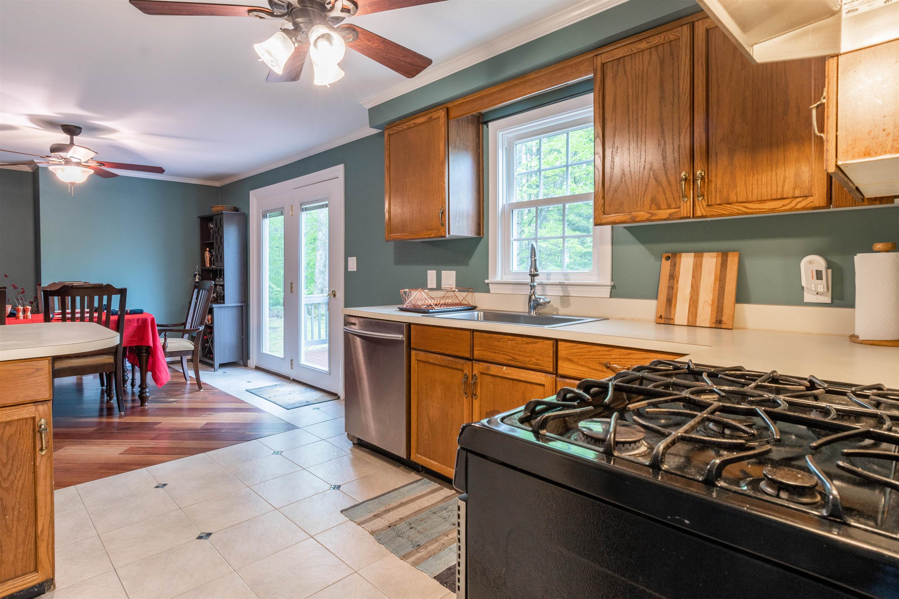 367 Dustin Tavern Road Weare, NH 03281 - Photo 13 of 30