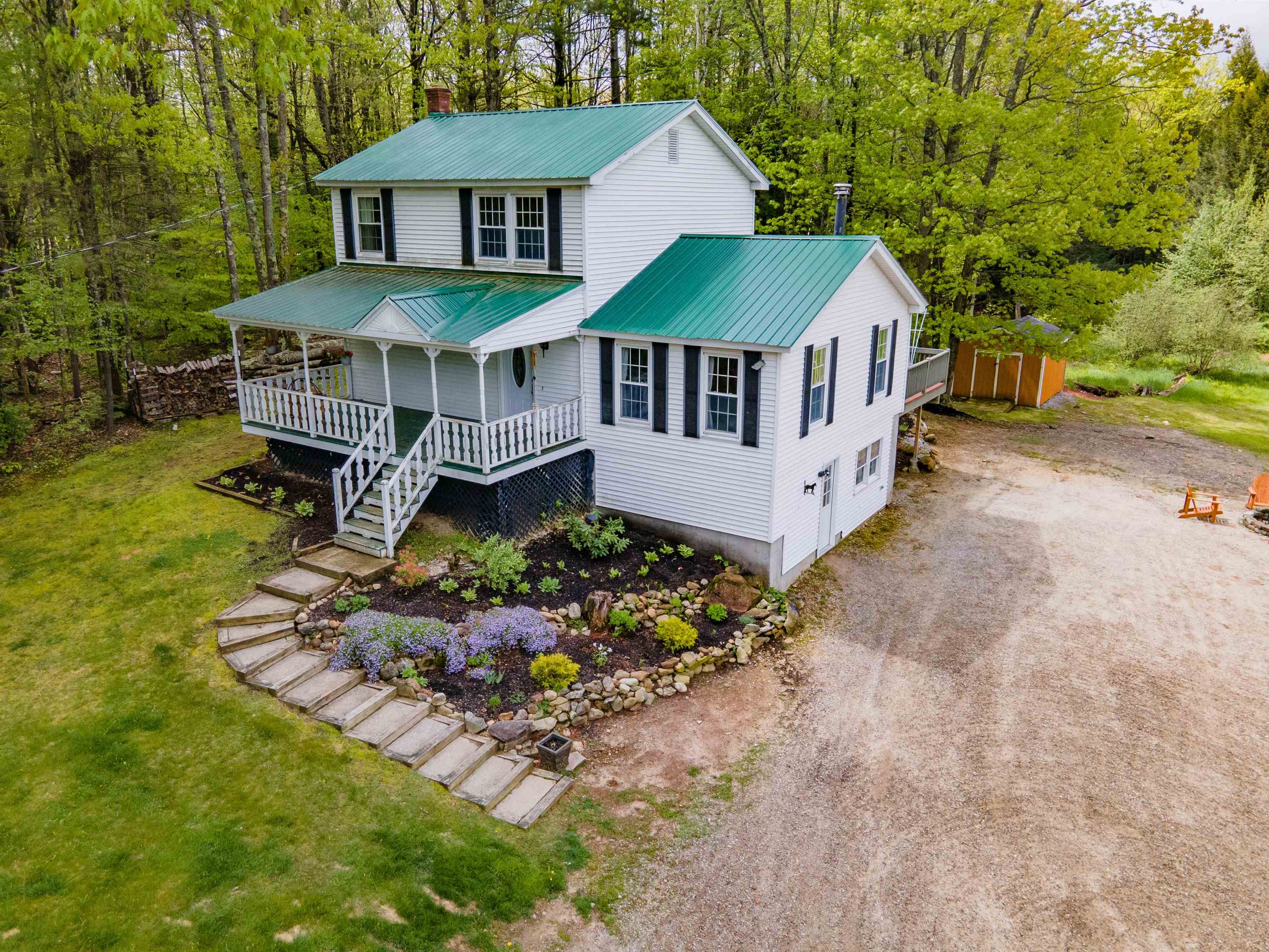 367 Dustin Tavern Road Weare, NH 03281 - Photo 3 of 30