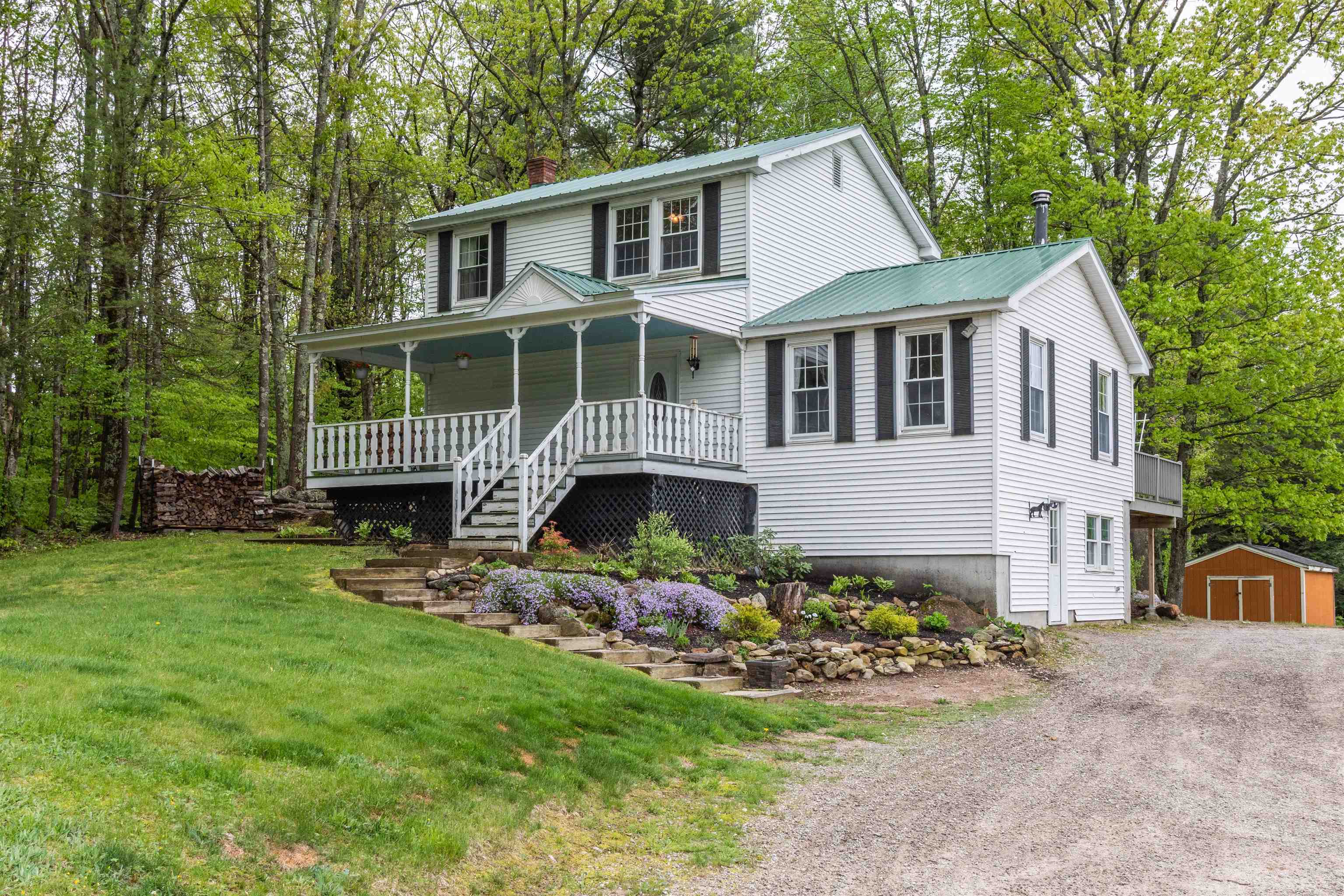 367 Dustin Tavern Road Weare, NH 03281 - Photo 4 of 30