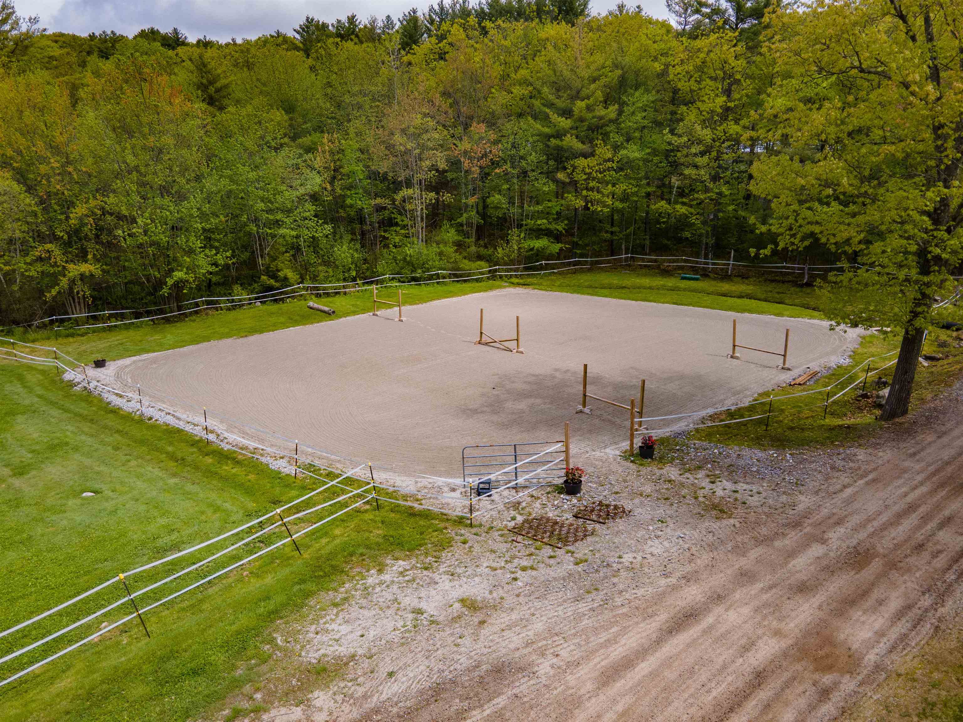 367 Dustin Tavern Road Weare, NH 03281 - Photo 10 of 30