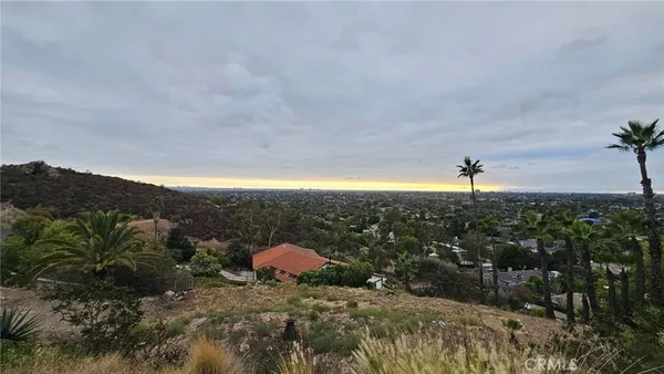 a view of outdoor space and city view