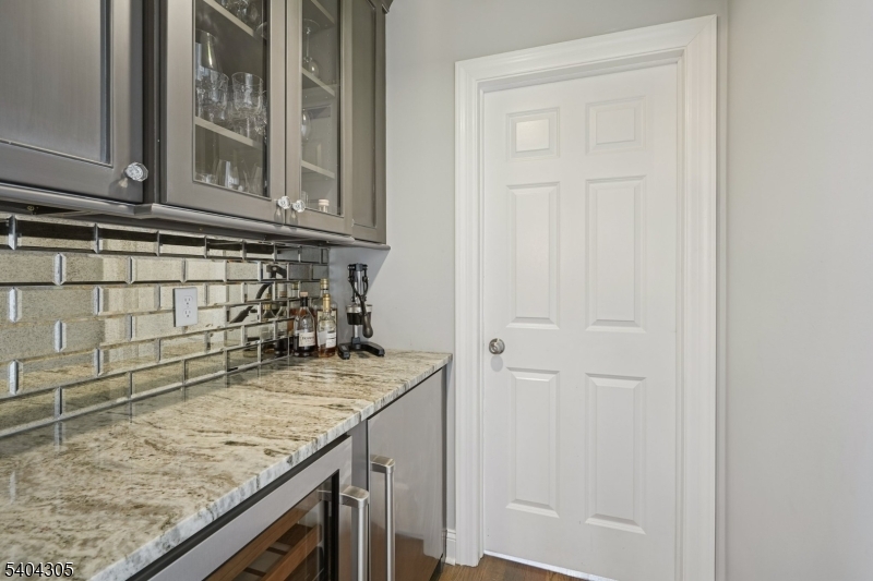 24 Fairview Avenue Madison, NJ 07940 - Photo 11 of 50