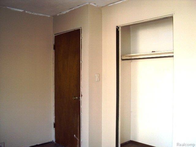 14585 Stephens Road Warren, MI 48089 - Photo 18 of 24 261-711883 - Bedroom 3.JPG